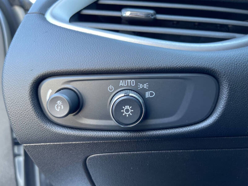 2021 Chevrolet Malibu LS