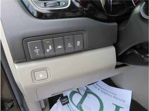 2016 Kia Sedona