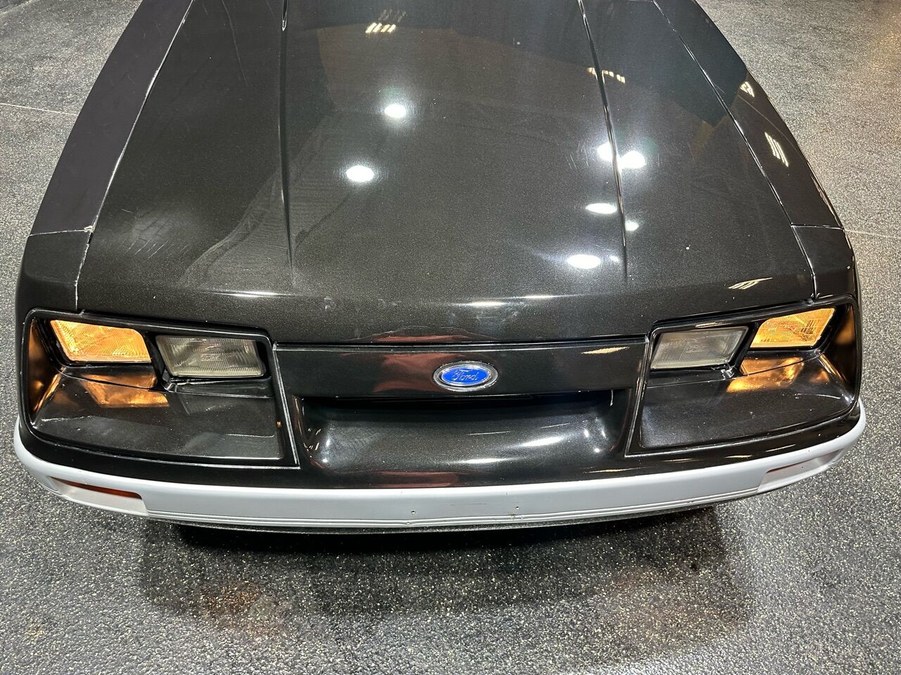 1985 Ford Mustang 24