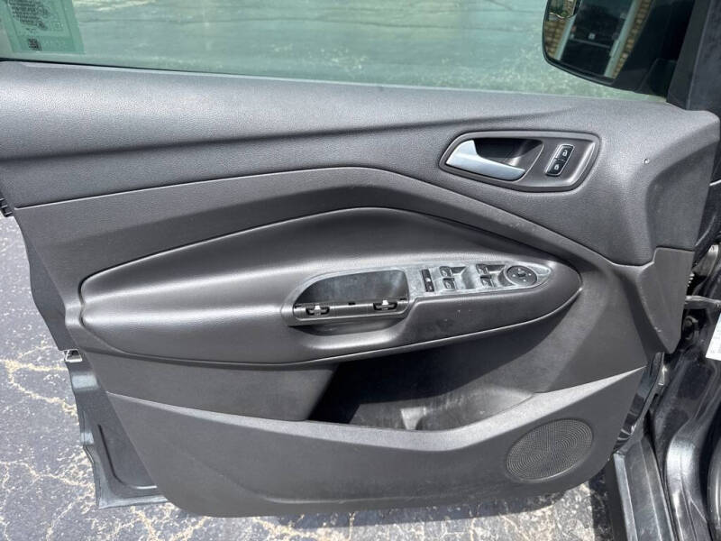 2016 Ford C-MAX Hybrid SE