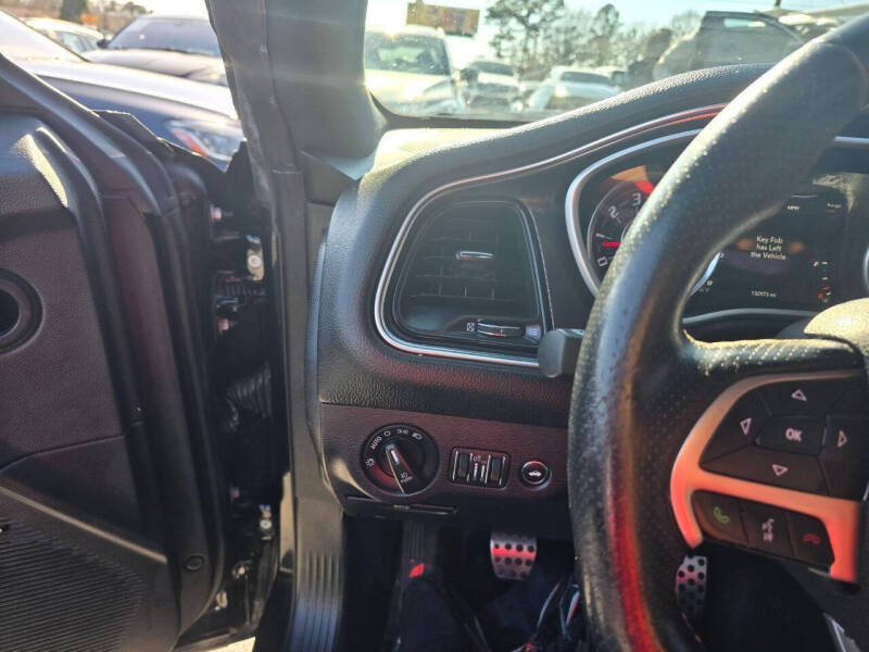 2015 Dodge Challenger SRT 392