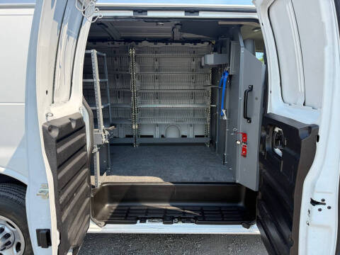 2021 Chevrolet Express 2500