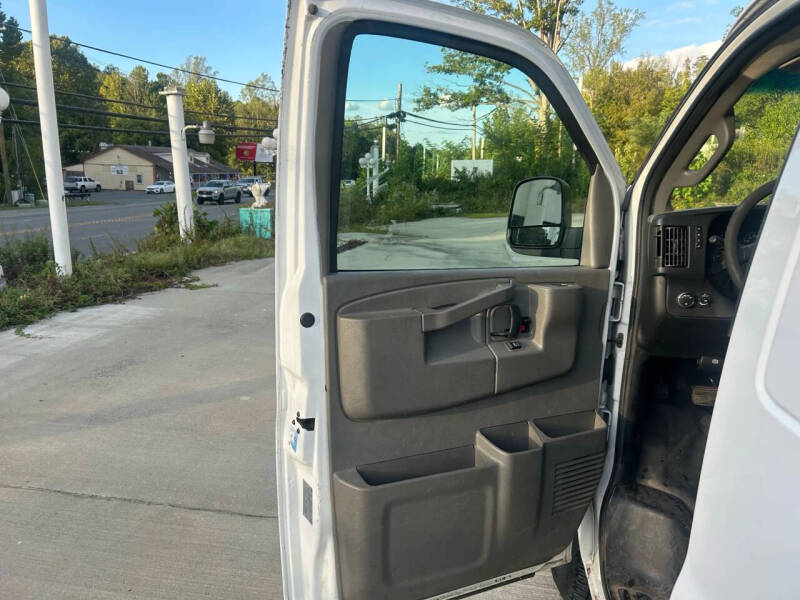 2017 Chevrolet Express 2500