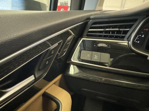 2023 Audi Q7 quattro Premium Plus 55 TFSI