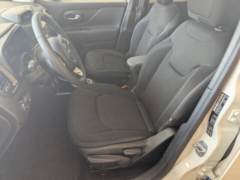 2023 Jeep Renegade Altitude