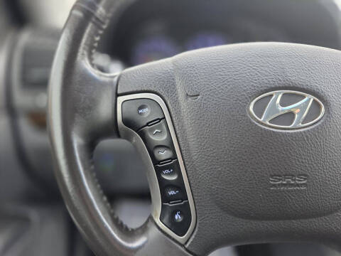 2011 Hyundai Santa Fe SE