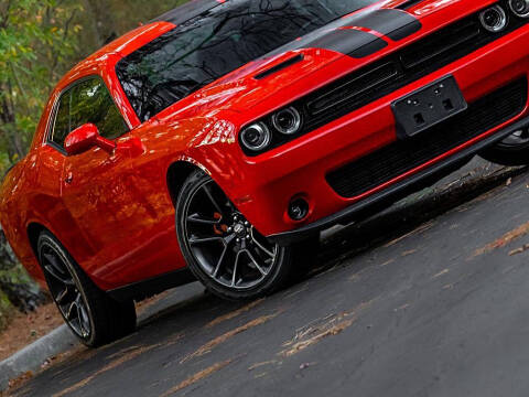 2021 Dodge Challenger SXT
