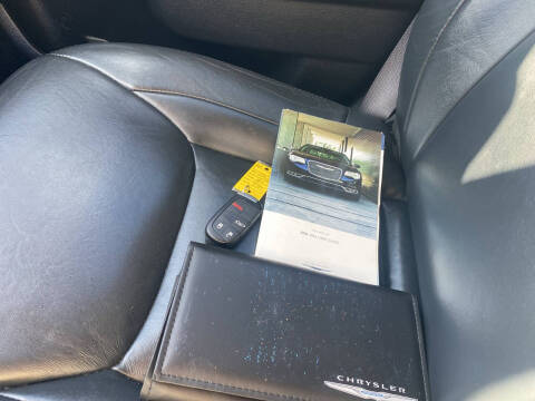 2016 Chrysler 300 Limited Anniversary