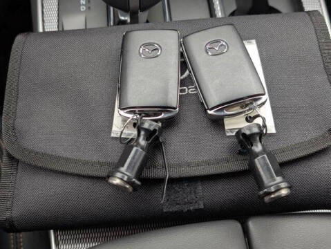 2025 Mazda CX-90 Plug-in Hybrid Premium Plus