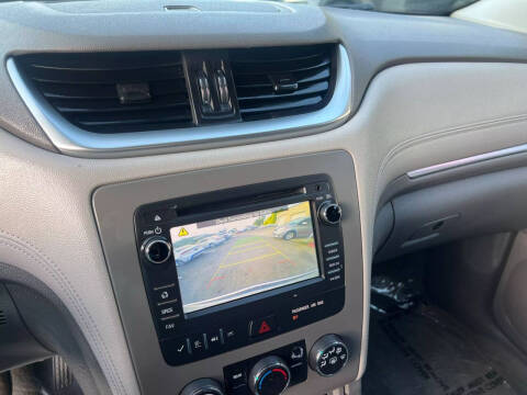 2017 Chevrolet Traverse LS