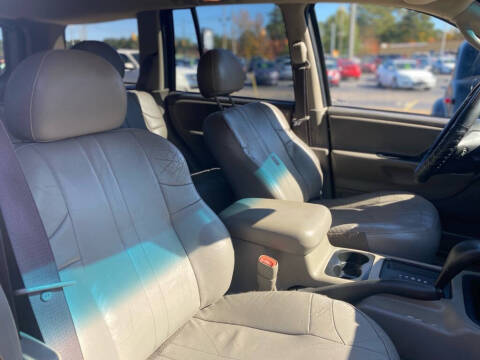 2004 Jeep Grand Cherokee Laredo