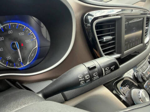 2018 Chrysler Pacifica Touring L