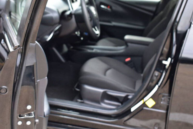 2022 Toyota Prius LE