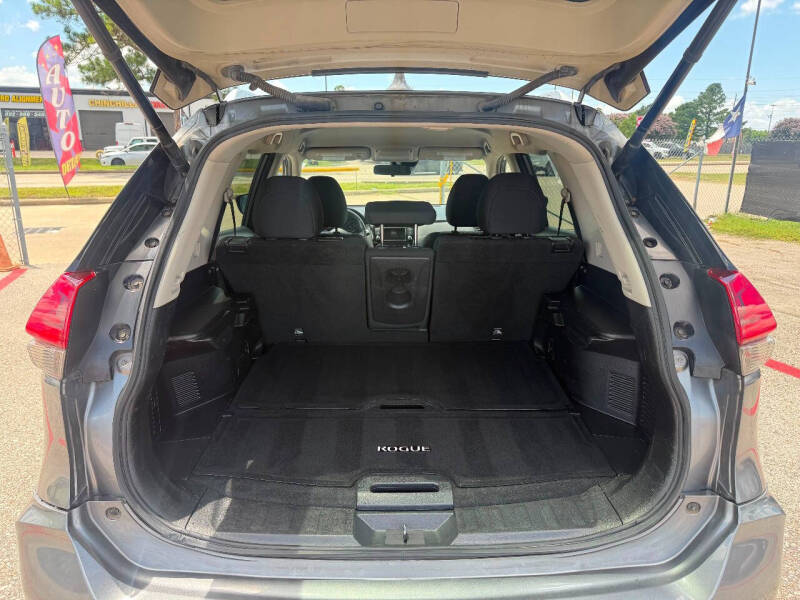 2019 Nissan Rogue SV