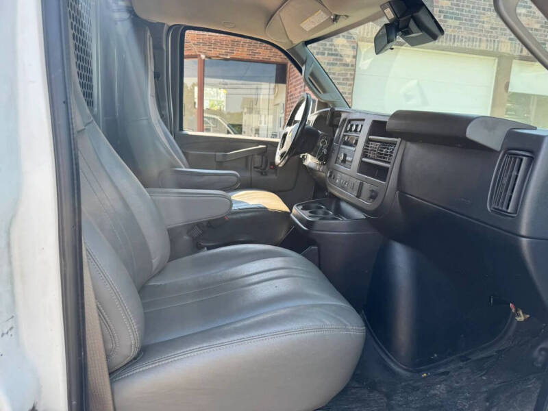 2020 Chevrolet Express 2500