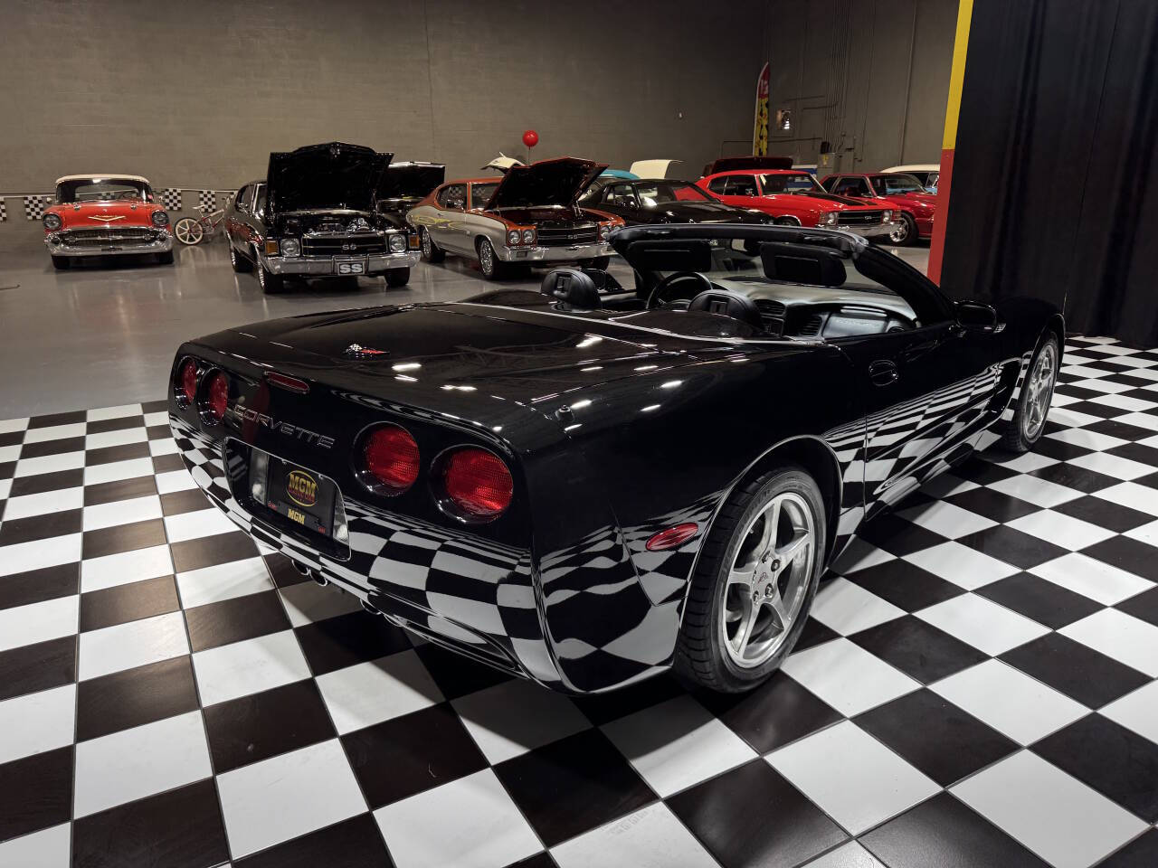 2004 Chevrolet Corvette 13