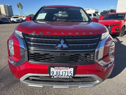 2023 Mitsubishi Outlander SE