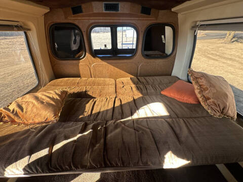 1984 Dodge Ram Van B250