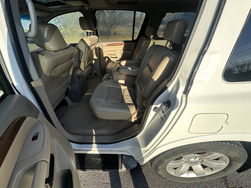 2008 Nissan Armada LE