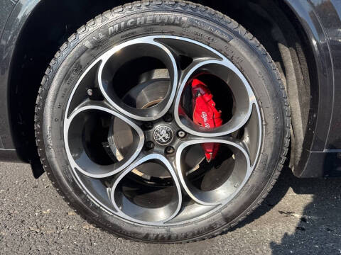 2022 Alfa Romeo Stelvio Veloce