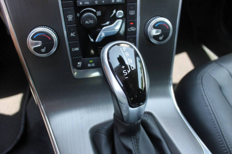 2016 Volvo S60 T5 Drive-E Premier