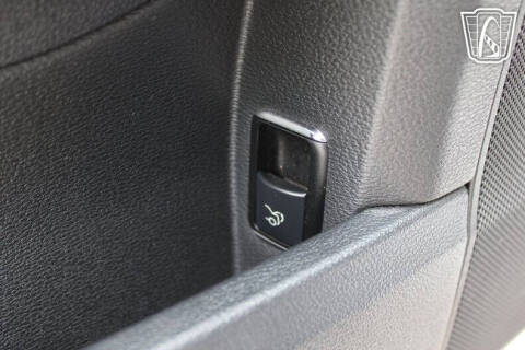 2010 Mercedes-Benz E-Class