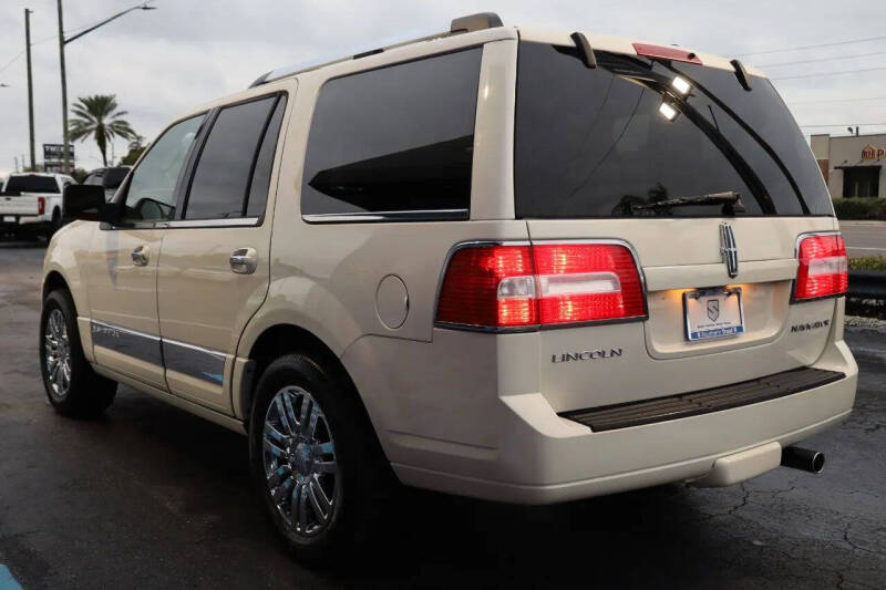 2008 Lincoln Navigator