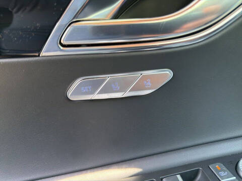 2025 Genesis GV80 2.5T Standard
