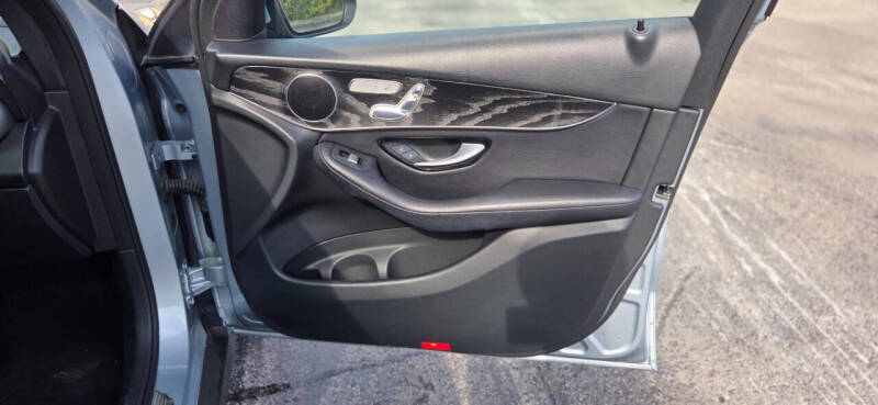 2018 Mercedes-Benz GLC GLC 300