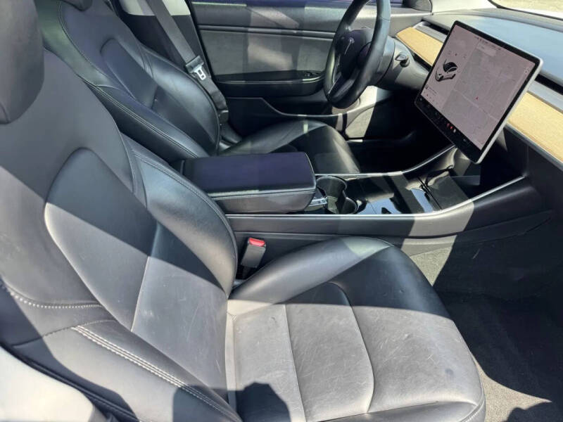 2019 Tesla Model 3 Standard Range Plus