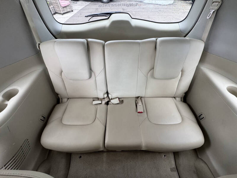2011 Infiniti QX56