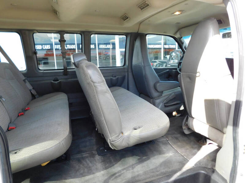 2017 Chevrolet Express LT 3500