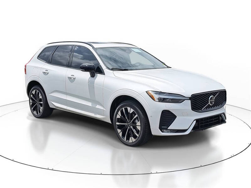 2026 Volvo XC60 B5 Plus