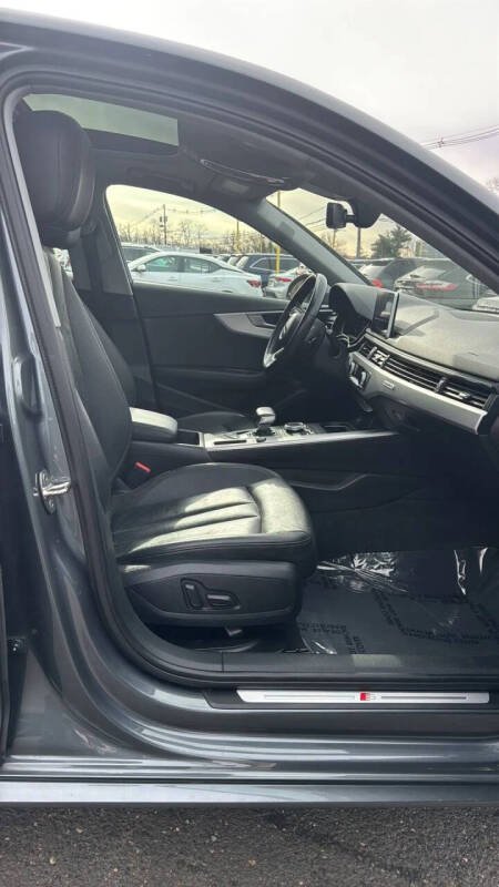 2017 Audi A4 2.0T quattro Premium Plus