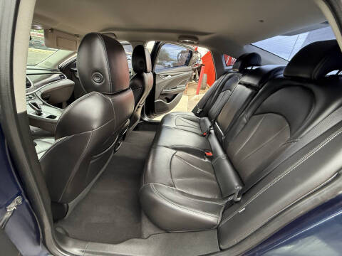 2017 Buick LaCrosse Essence