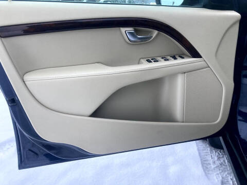 2013 Volvo XC70 T6 Platinum