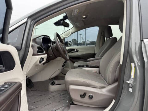 2021 Chrysler Pacifica Touring