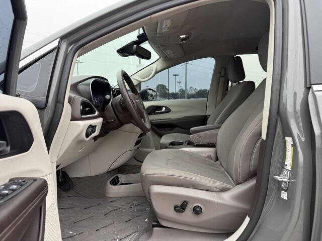 2021 Chrysler Pacifica Touring