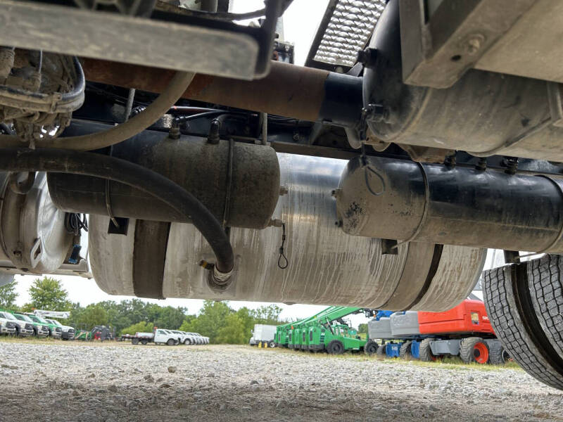 2020 Peterbilt 579 Road Tractor
