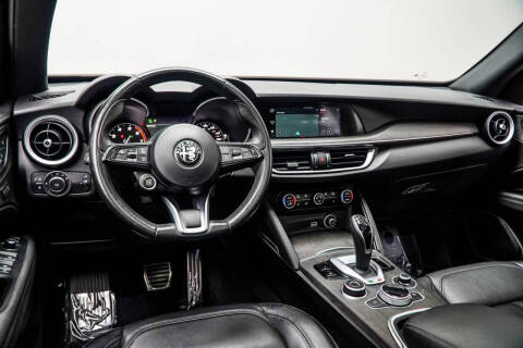 2022 Alfa Romeo Stelvio Ti