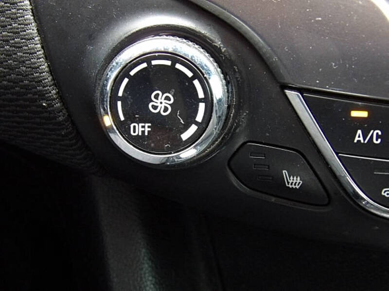 2016 Chevrolet Cruze LT Auto