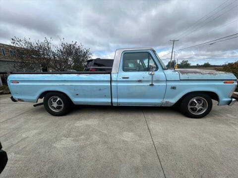 1975 Ford F-100