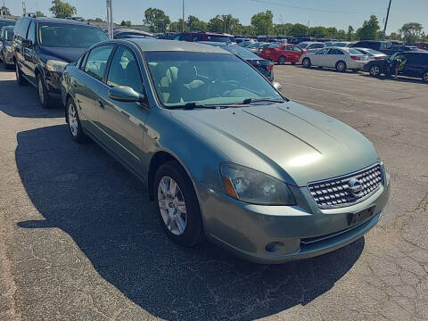 2005 Nissan Altima for sale at Affordable Auto Sales in Carbondale IL