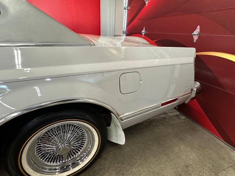 1977 Lincoln Continental