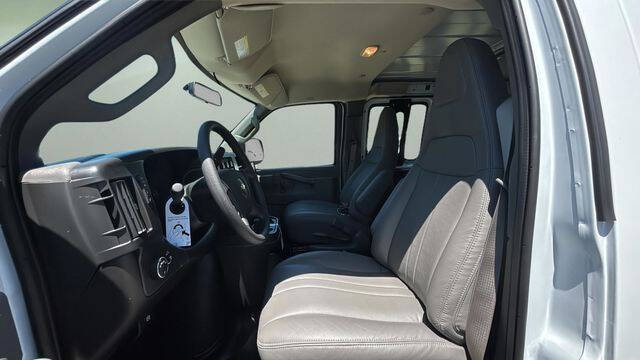 2026 Chevrolet Express 2500