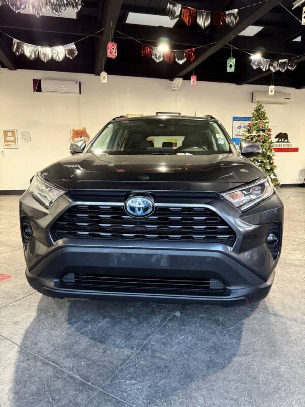 2021 Toyota RAV4 Hybrid XLE Premium