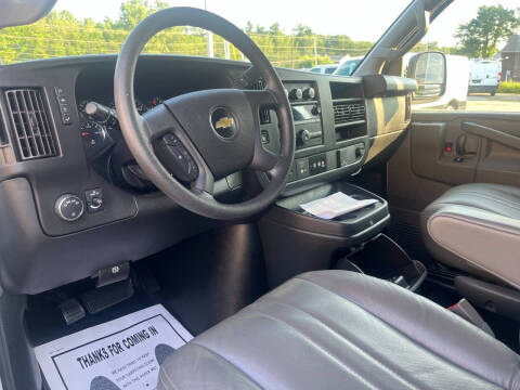 2017 Chevrolet Express 2500