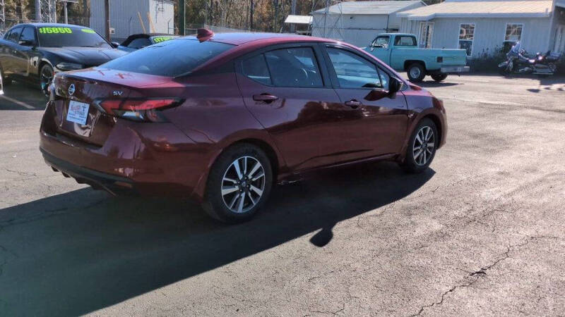 2021 Nissan Versa SV