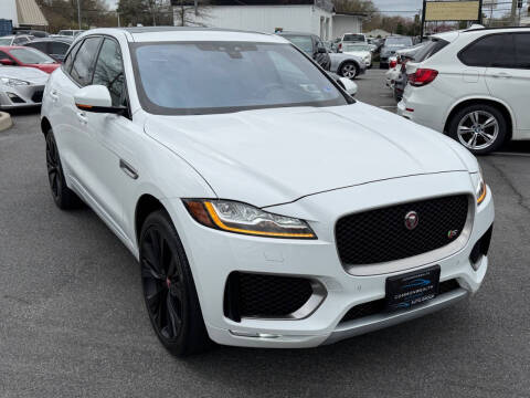 2019 Jaguar F-PACE S