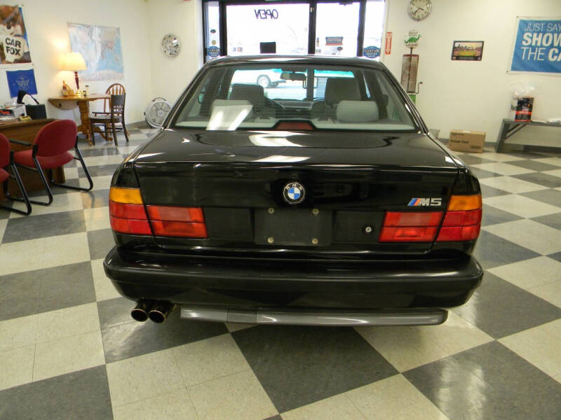 1991 BMW M5